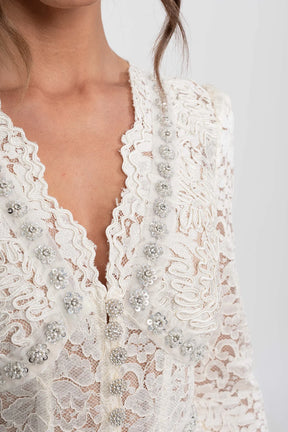 Vestido Elegante de Renda Mídium com Mangas Longas