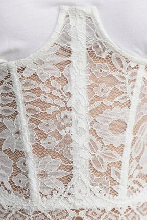Blusa com Aplicação de Renda