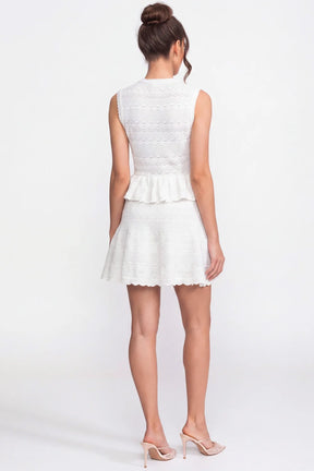 Vestido Míni de Alfaiataria Detalhe de Laço